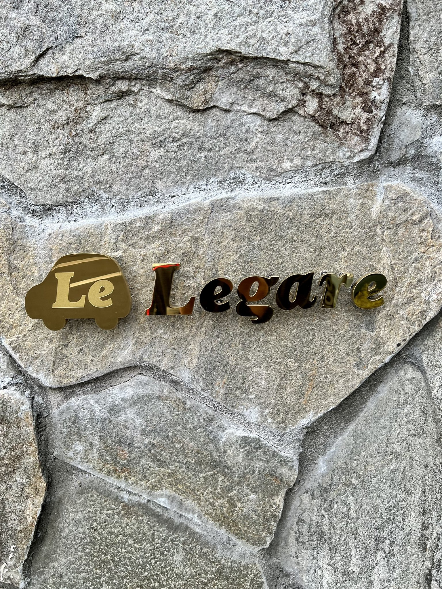 フロントスタッフ_レガーレ